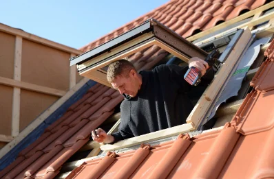 Pose de fenêtres de toit Velux à Chavigny-Bailleul